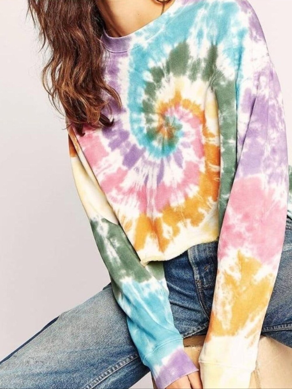 Daydreamer Women's Pastel Rainbow Spiral Tie-Dye Cropped Sweatshirt - Small
